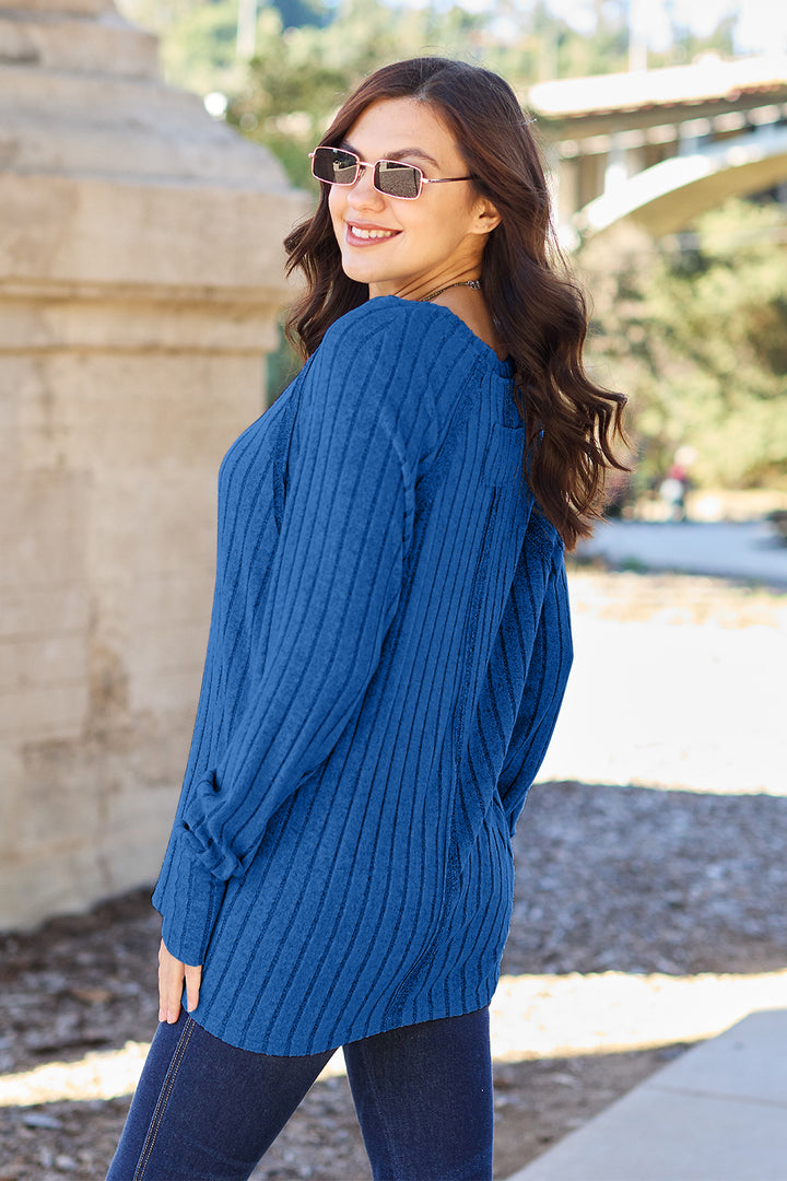 Basic Bae Ribbed Round Neck Long Sleeve Knit Top