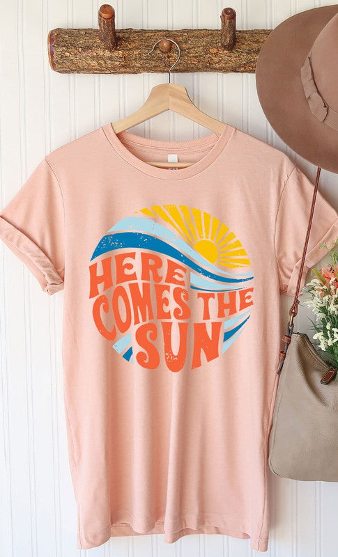 Here Comes The Sun Circle Graphic Tee Plus Size