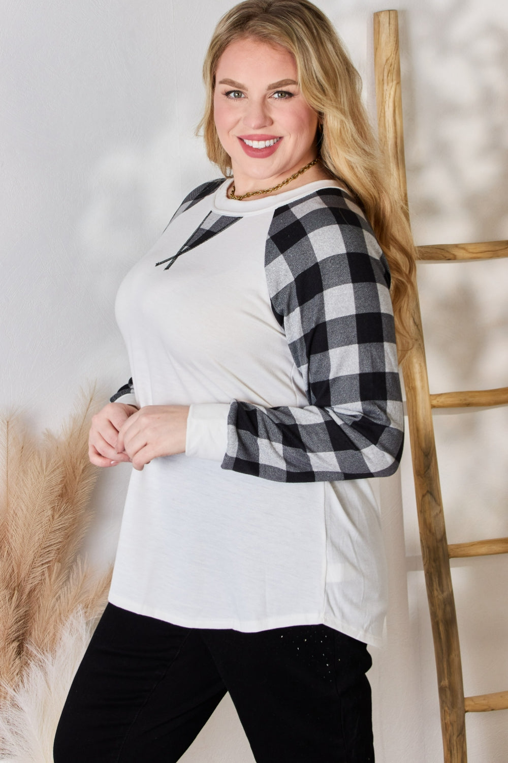 Hailey & Co Plaid Raglan Sleeve Round Neck Blouse