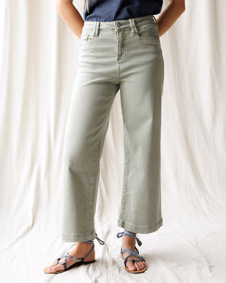 Downeast Super High Wide Cropped Utility Jeans