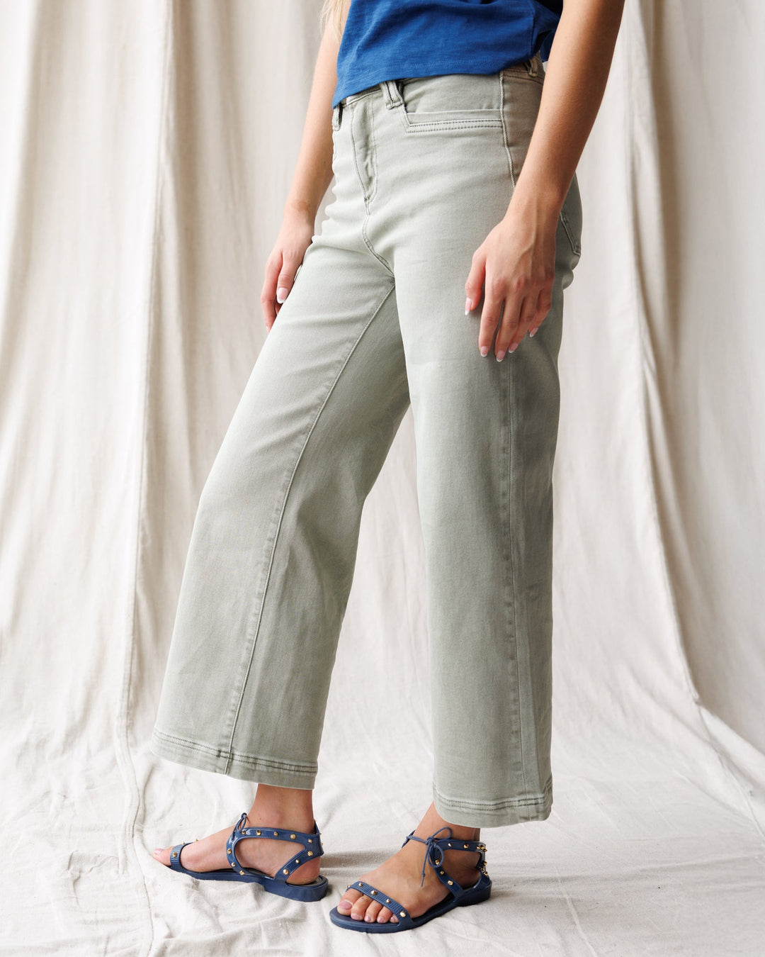 Downeast Super High Wide Cropped Utility Jeans