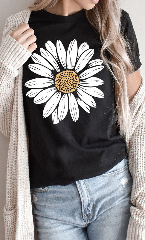 Daisy Graphic Tee