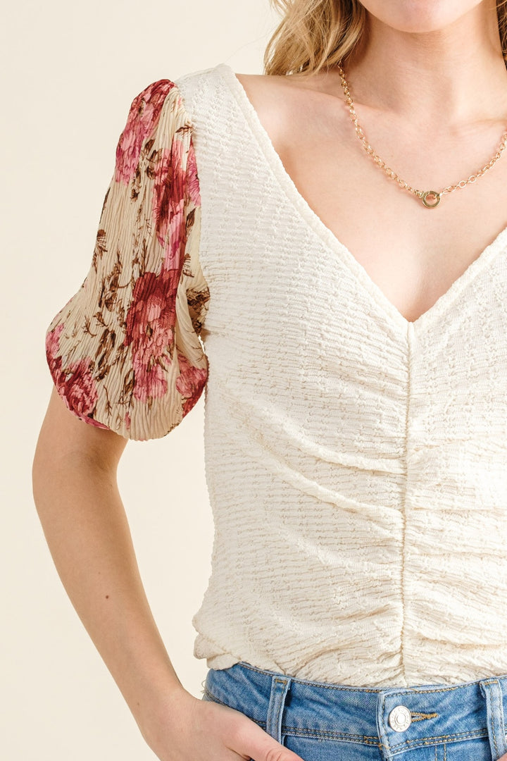 And The Why Floral Print Textured Sleeve Knit Top