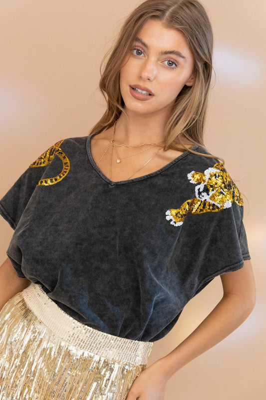 Tiger Sequin Patch T Shirt - Boho Soho