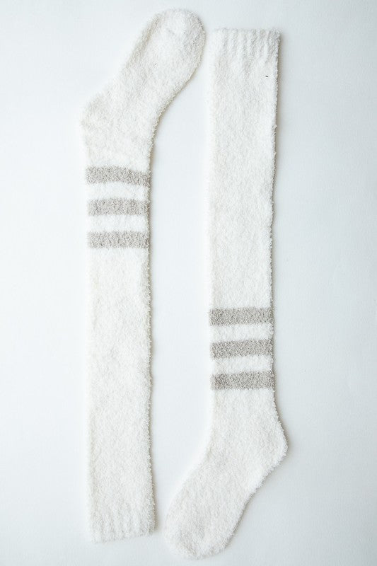 Knee-High Boucle Socks