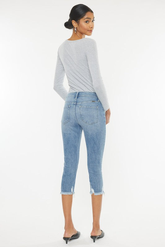 Kan Can Mid Rise Capri Jean Pants
