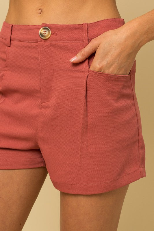 GILLI Front Pleated Short
