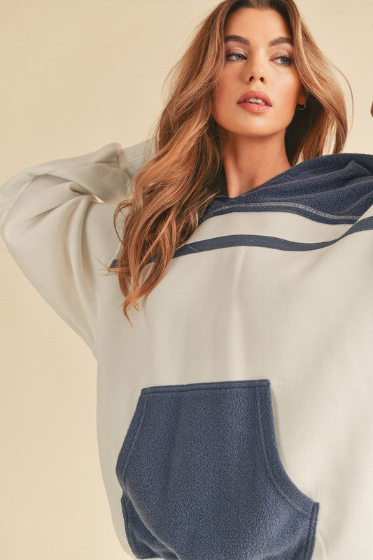 Aemi & Co. Lari Hooded Sweatshirt