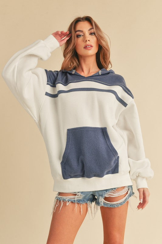 Aemi & Co. Lari Hooded Sweatshirt