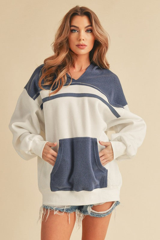 Aemi & Co. Lari Hooded Sweatshirt