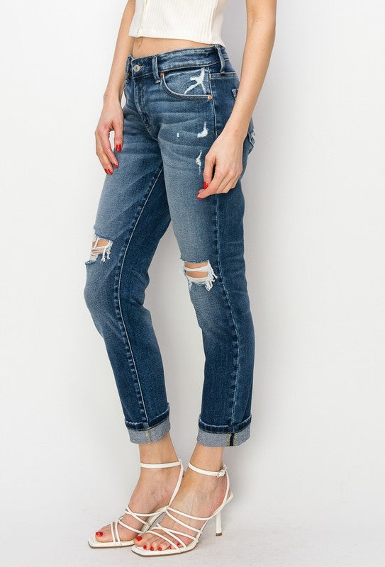 ARTEMIS VINTAGE MID RISE BOY FRIEND JEANS