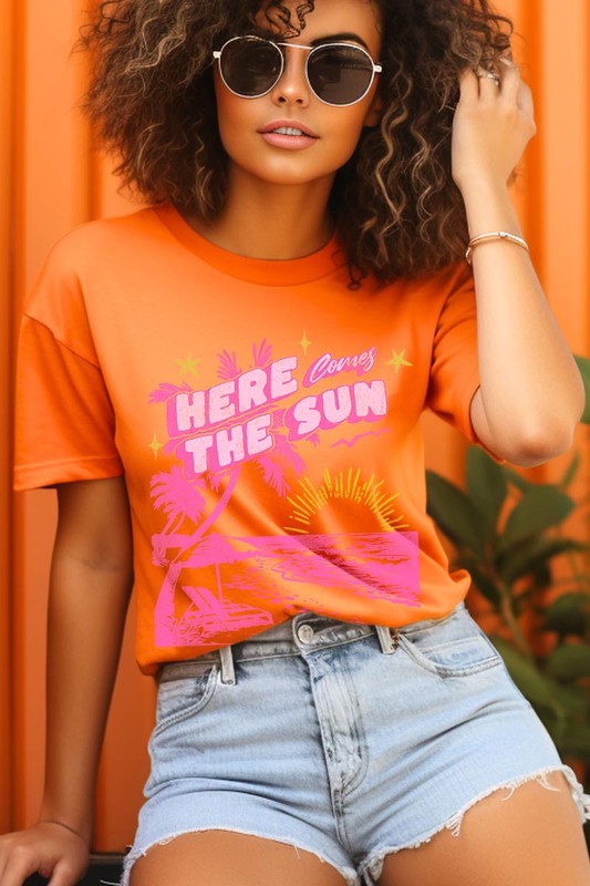 Here Comes The Sun Beach Summer Graphic T Shirts