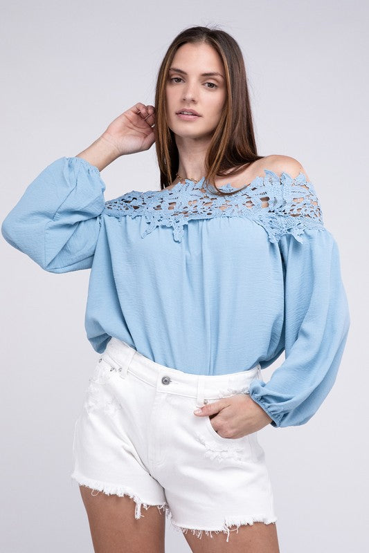 Lace Patchwork off-Shoulder Blouse