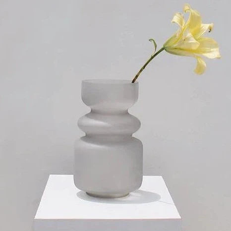 Osmos Studio Elsa Vase - Frosted Grey