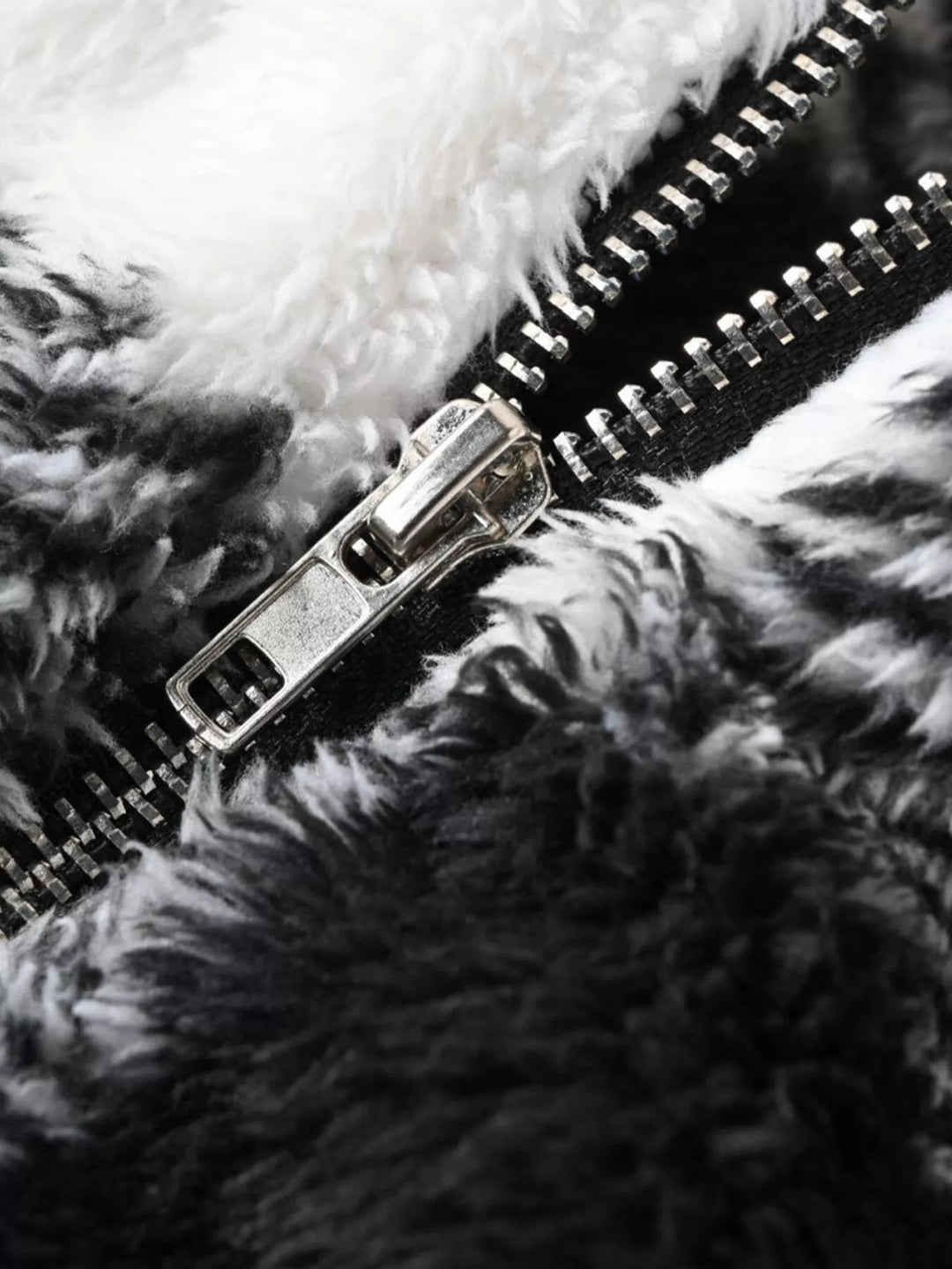 b98f0688ea334593bafdcbca923724ae-Max-Origin