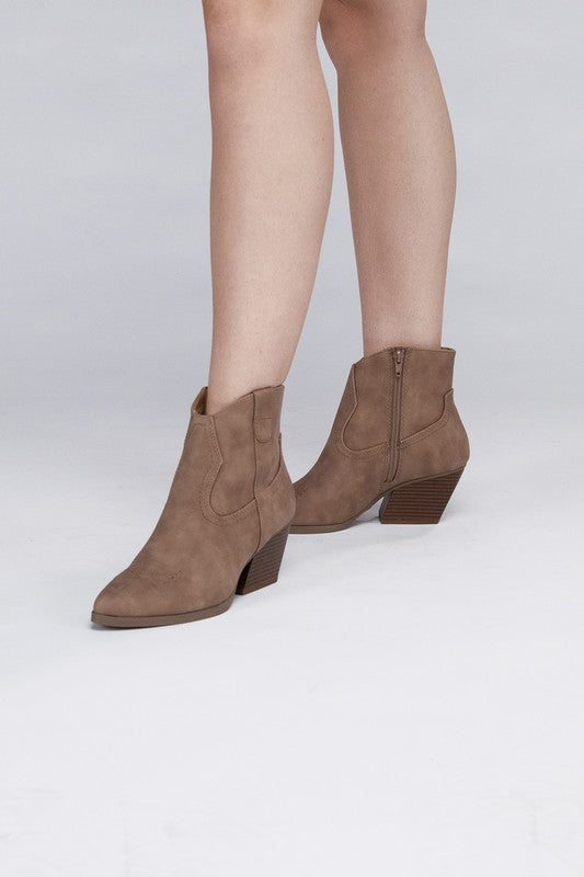 Abeam Western Ankle Boots