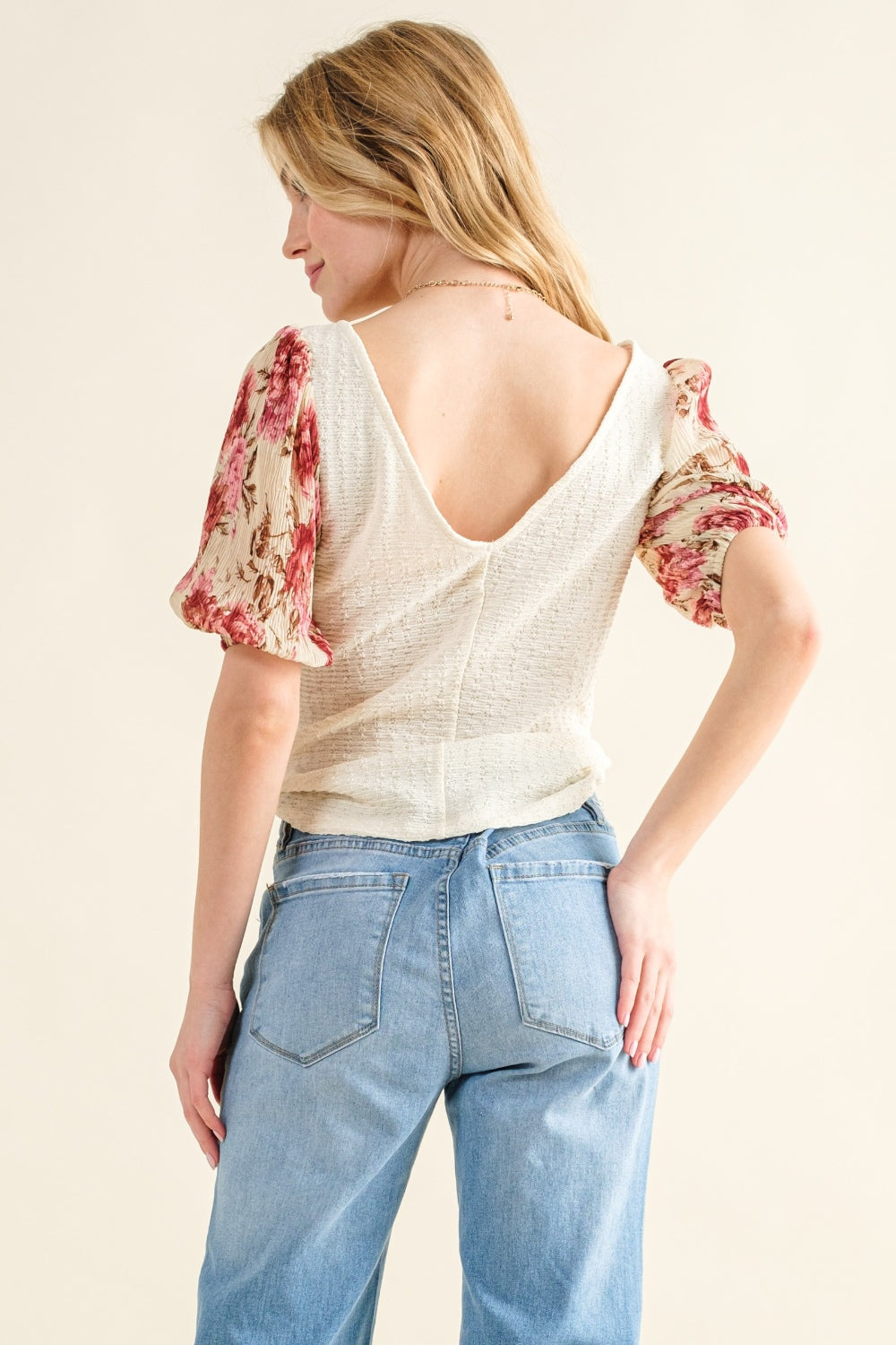 And The Why Floral Print Textured Sleeve Knit Top