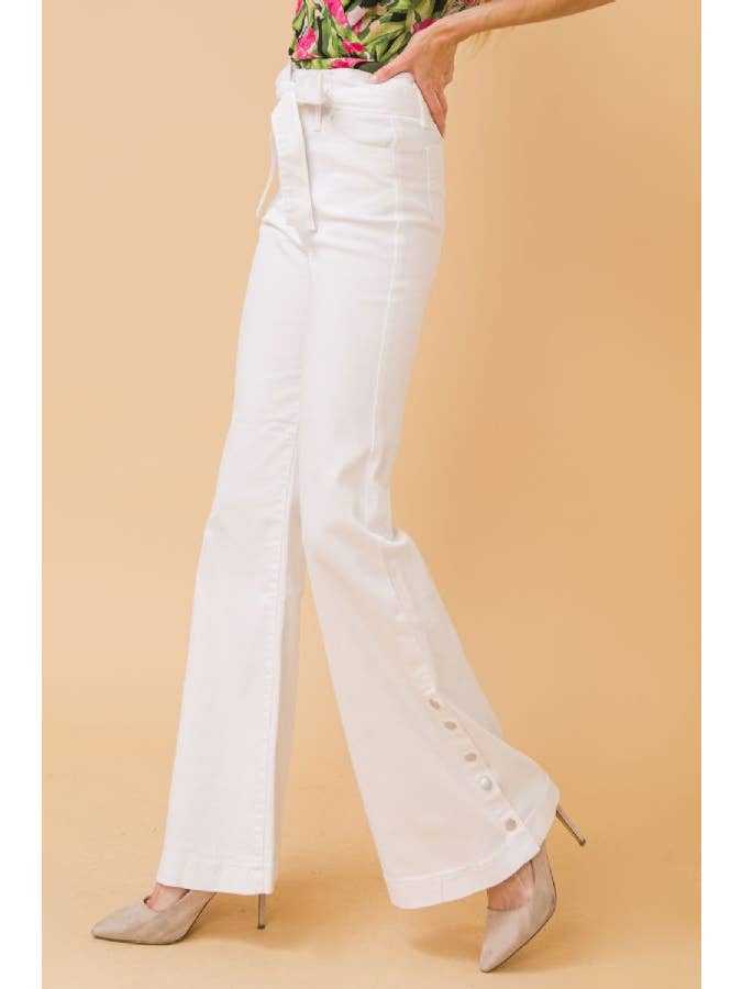 FLYING TOMATO WHITE TIE FRONT FLARE JEANS