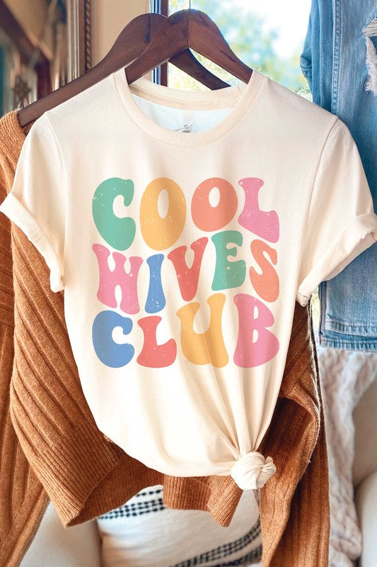 PLUS SIZE - COOL WIVES CLUB Graphic T-Shirt