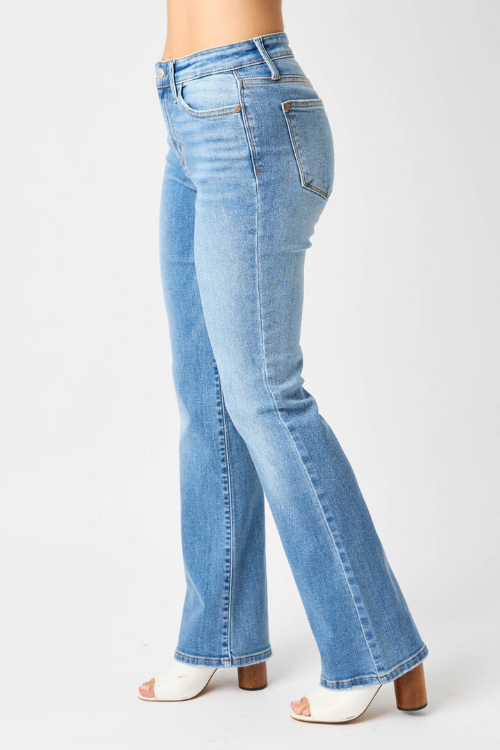 Judy Blue Mid-Rise Waist Straight Jeans