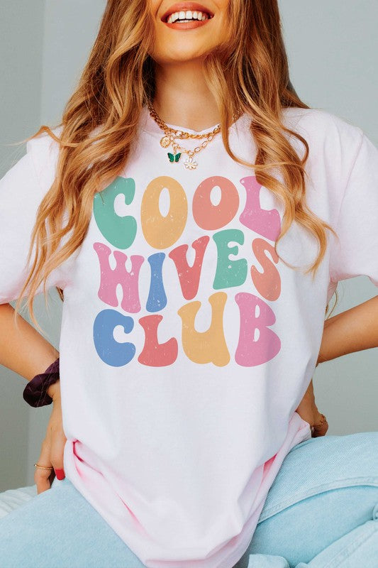 PLUS SIZE - COOL WIVES CLUB Graphic T-Shirt