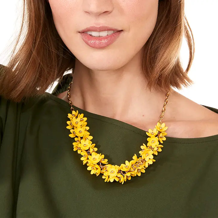 ZENZII Jewelry - Petite Petals Collar Necklace